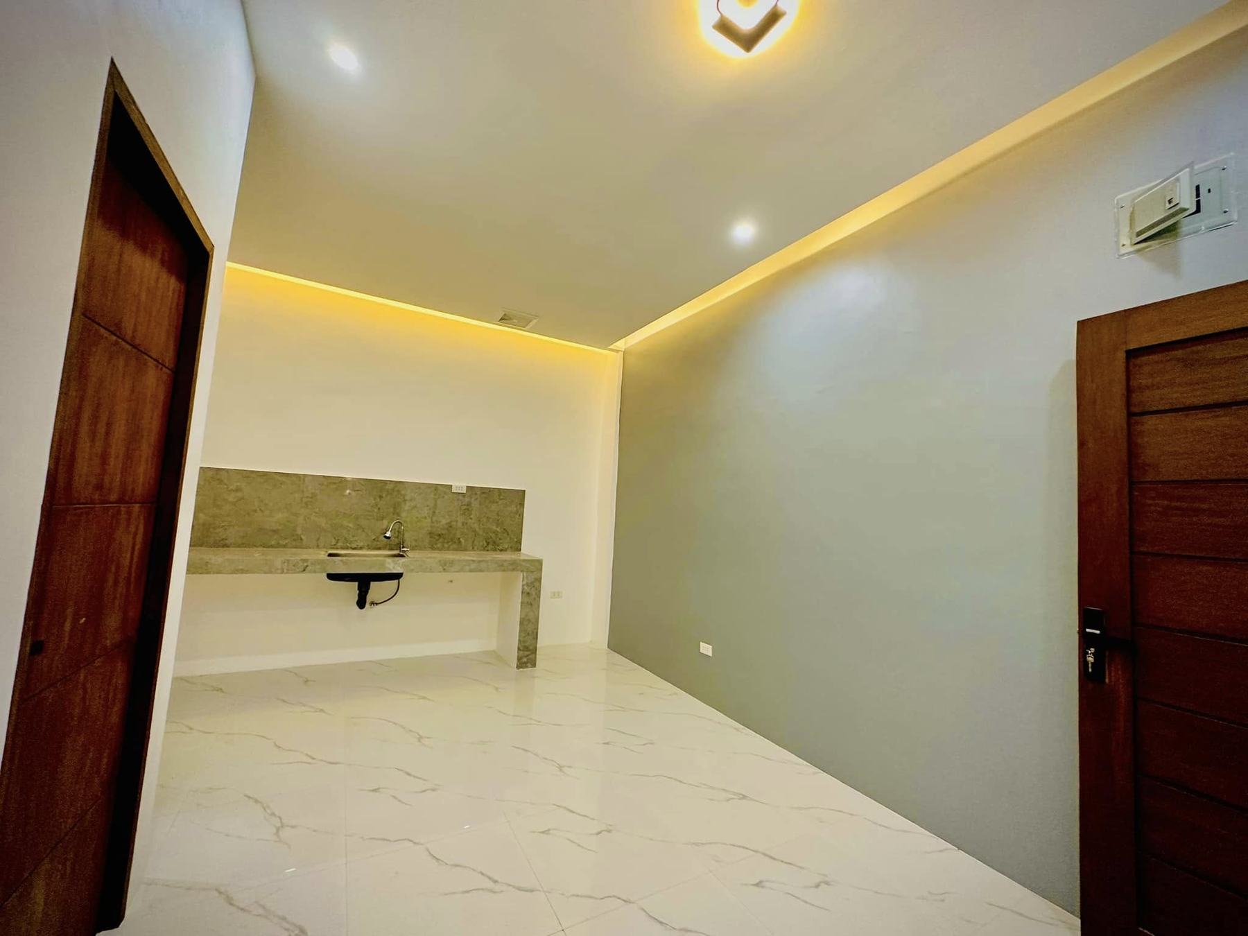 Mamatid — Studio Unit