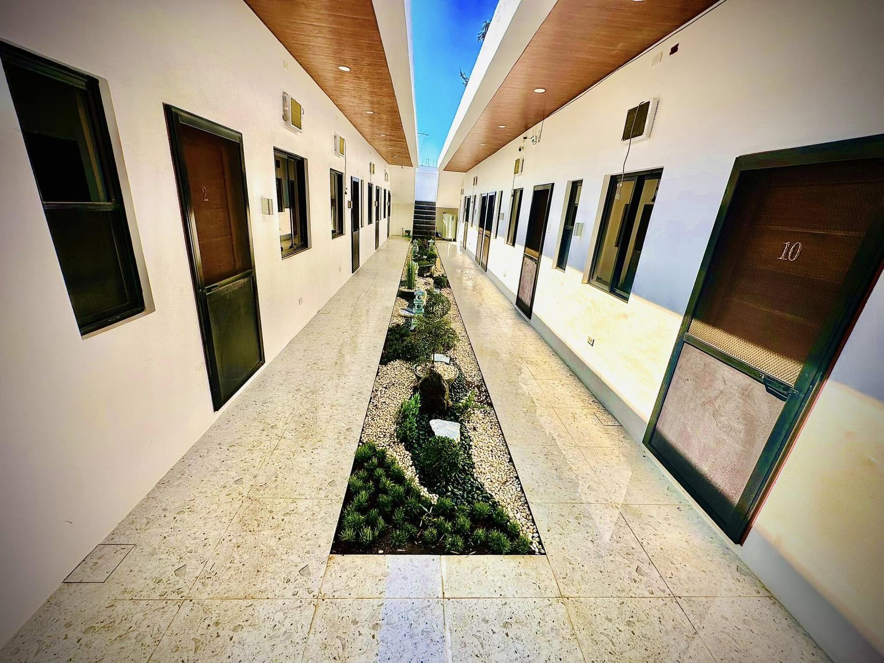 Mamatid — Interior